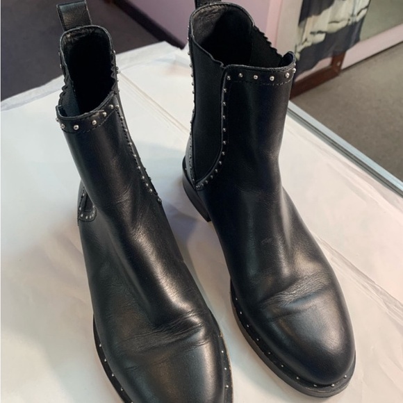 Rebecca Minoff black studded leather Chelsea boots - Picture 5 of 13